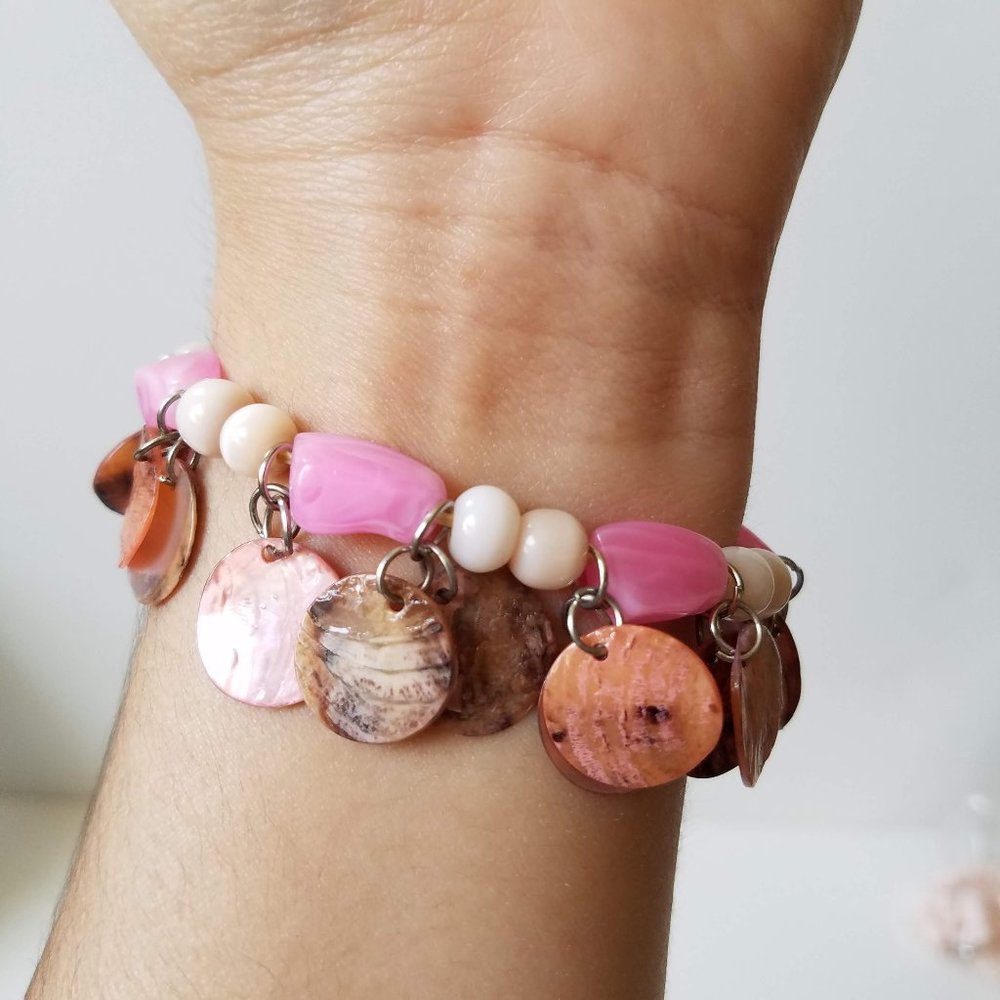 Pink Abalone Shell Bracelet - Picture 2 of 2